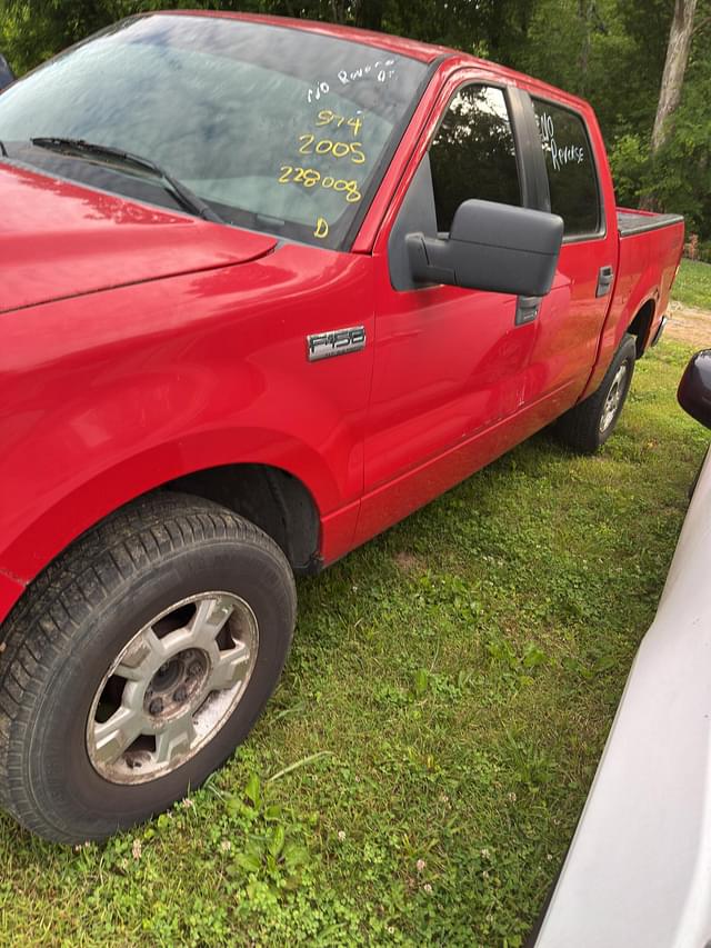 Image of Ford F-150 equipment image 3