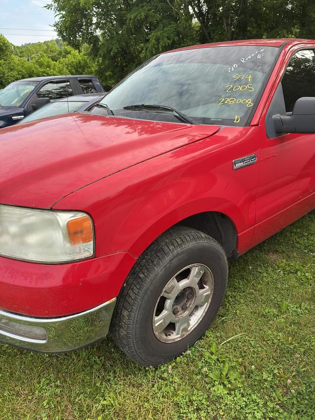 Image of Ford F-150 equipment image 2