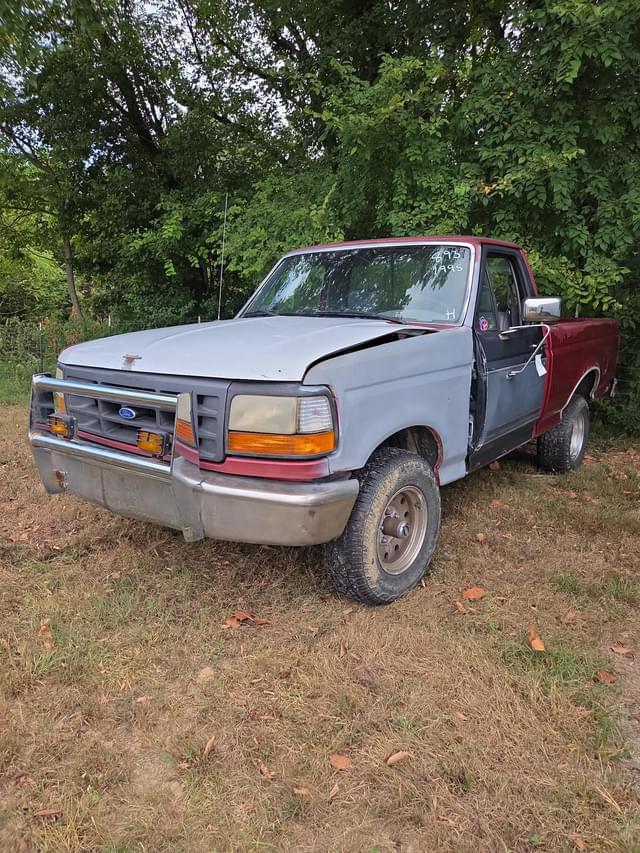 Image of Ford F-150 equipment image 1