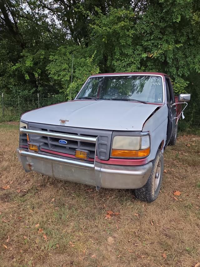 Image of Ford F-150 equipment image 2