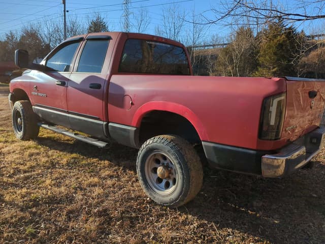 Image of Dodge Ram 2500 equipment image 4