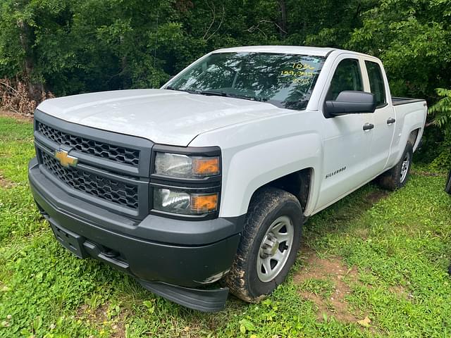 Image of Chevrolet Silverado equipment image 1