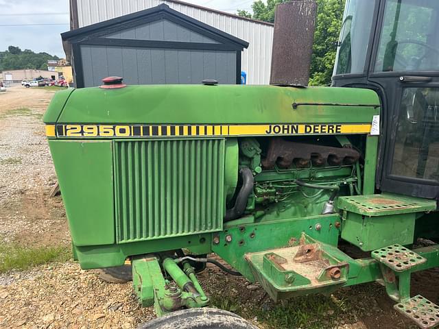 Image of John Deere 2950 equipment image 4