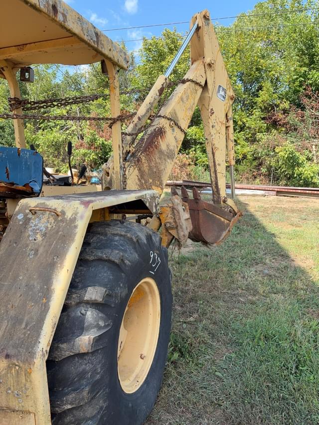 Image of John Deere 410 equipment image 4