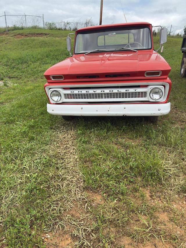 Image of Chevrolet C10 equipment image 1
