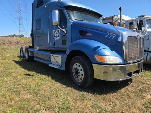 Image of Peterbilt 387 equipment image 2