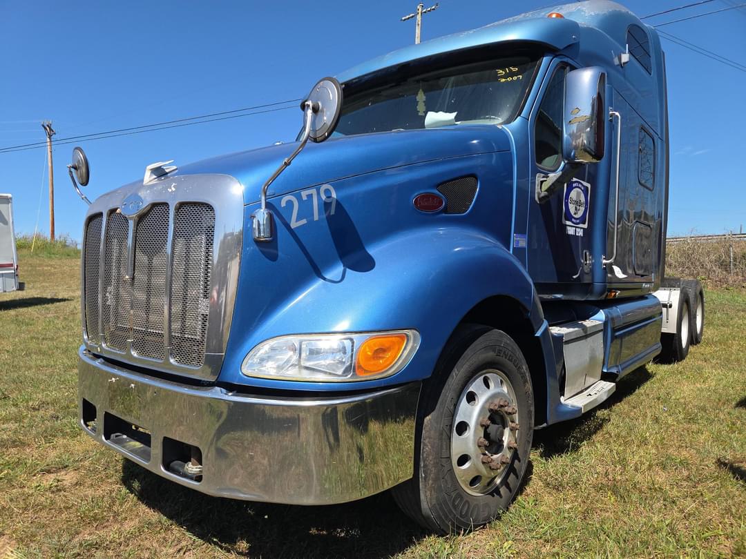 Image of Peterbilt 387 Primary image
