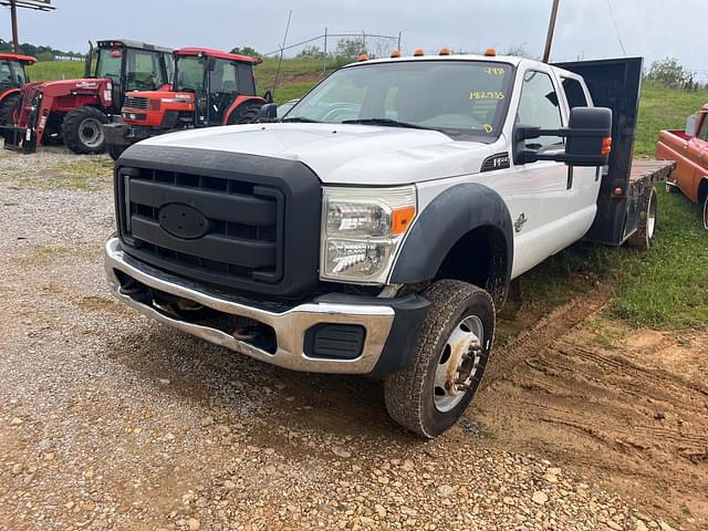 Image of Ford F-550 equipment image 1