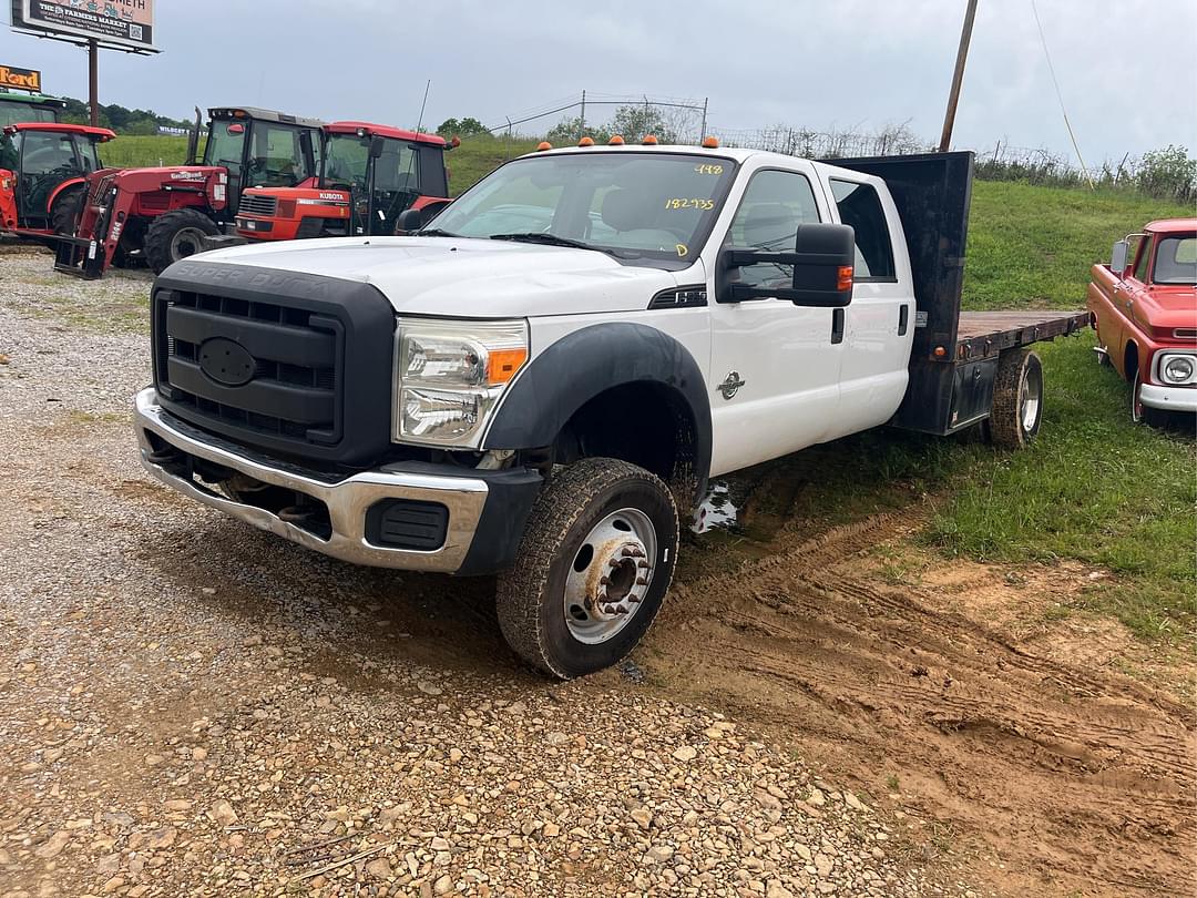 Image of Ford F-550 Primary image