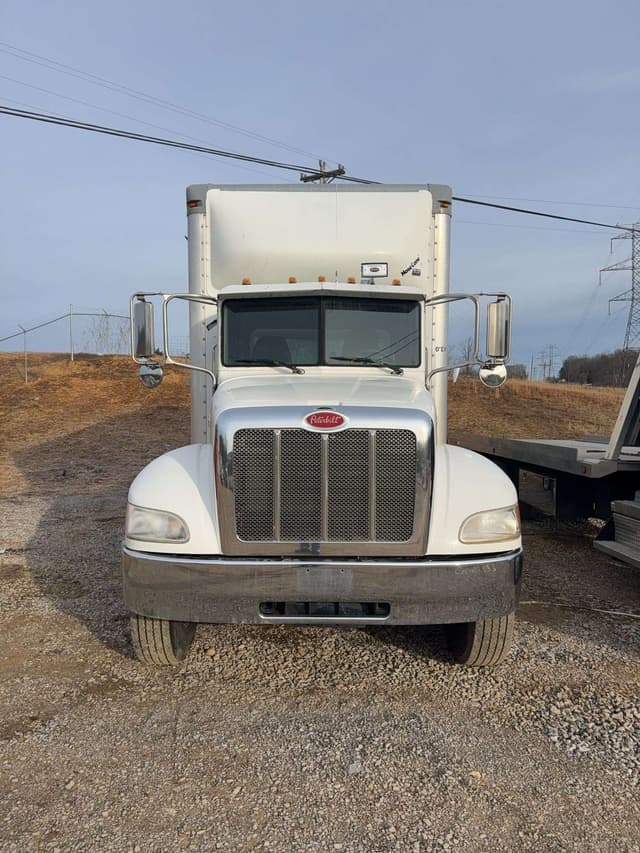 Image of Peterbilt 337 equipment image 1