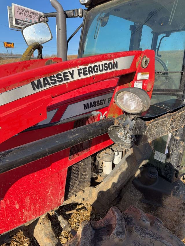 Image of Massey Ferguson 4710 equipment image 1