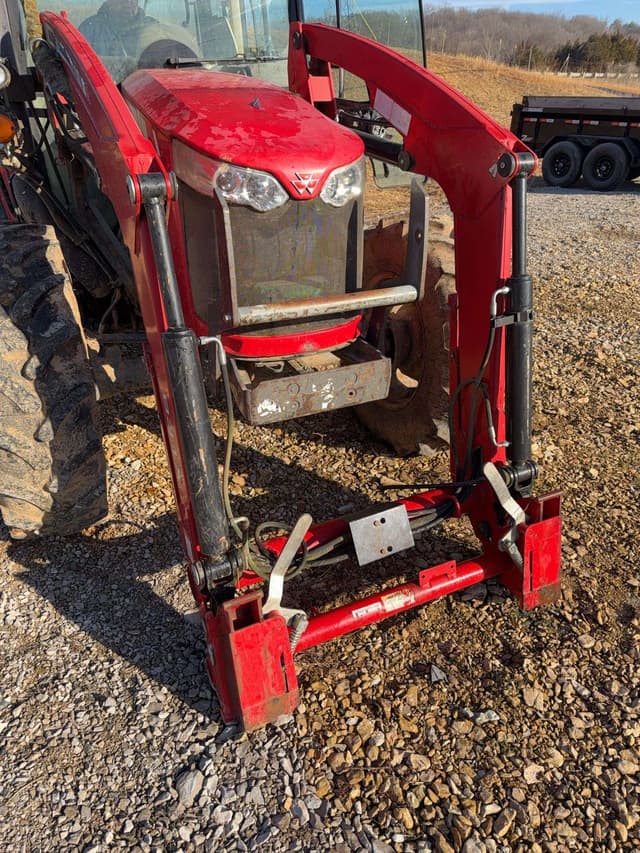 Image of Massey Ferguson 4710 equipment image 4