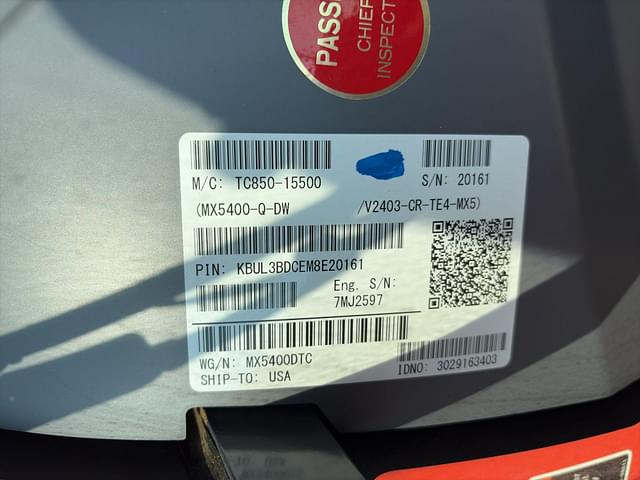 Image of Kubota MX5400 equipment image 3