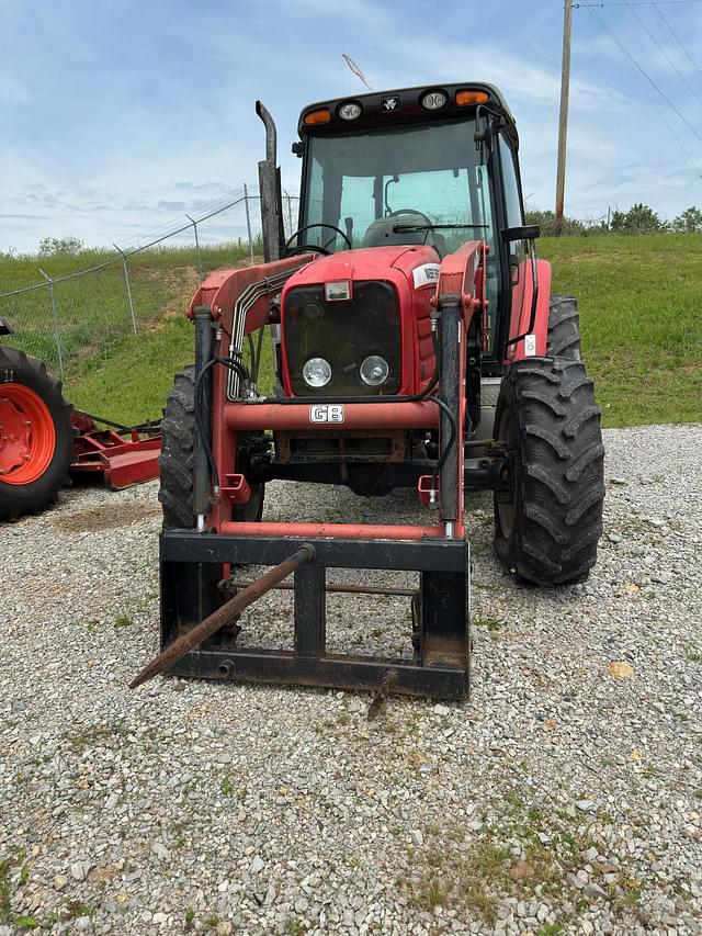 Image of Massey Ferguson 5455 equipment image 1