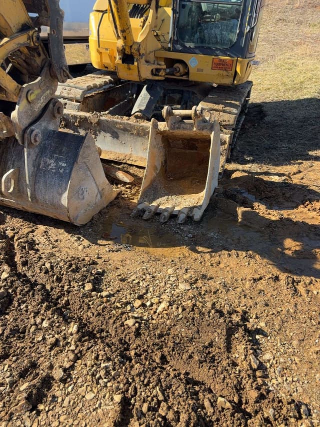 Image of Komatsu PC88MR equipment image 1