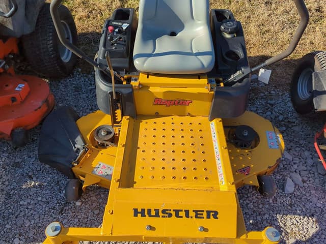 Image of Hustler Raptor equipment image 3