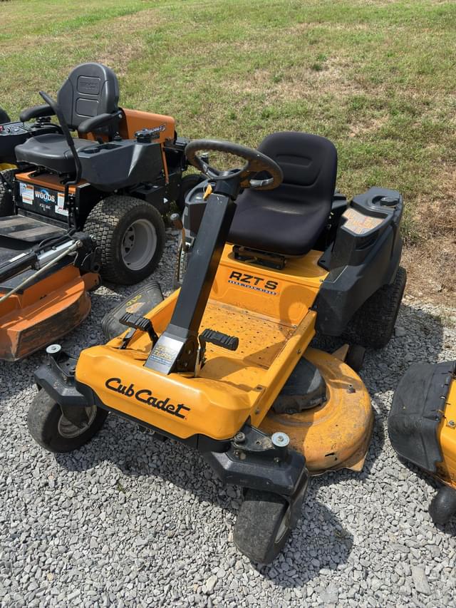 Image of Cub Cadet RZTS equipment image 2