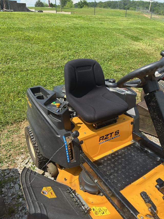 Image of Cub Cadet RZTS equipment image 4