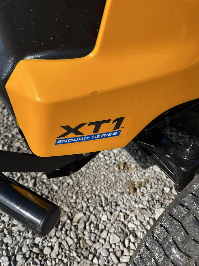 Image of Cub Cadet XT1 equipment image 3