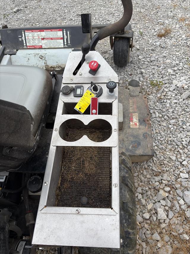 Image of Dixie Chopper Zee 2 equipment image 4