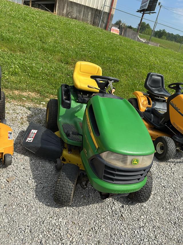 Image of John Deere 125 equipment image 2