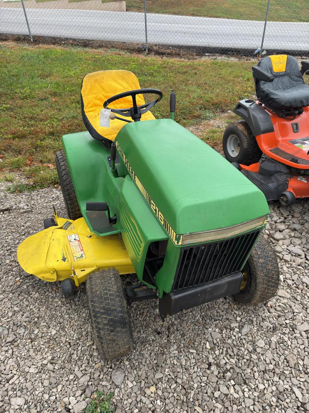 Image of John Deere 216 Primary image