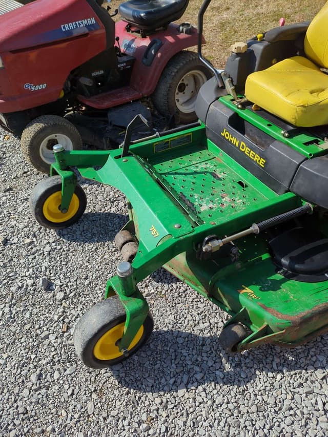 Image of John Deere 757 equipment image 2