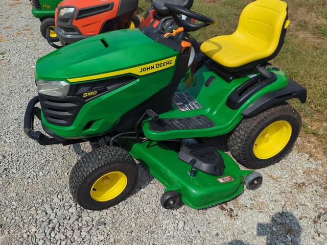 Image of John Deere S180 equipment image 1