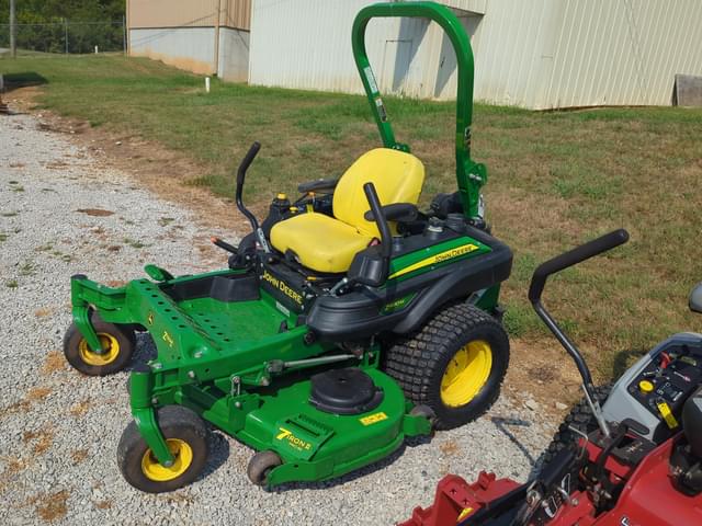 Image of John Deere Z930M equipment image 1