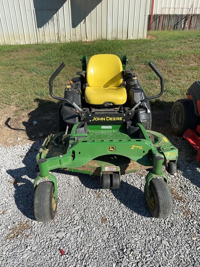 Image of John Deere Z930M equipment image 1