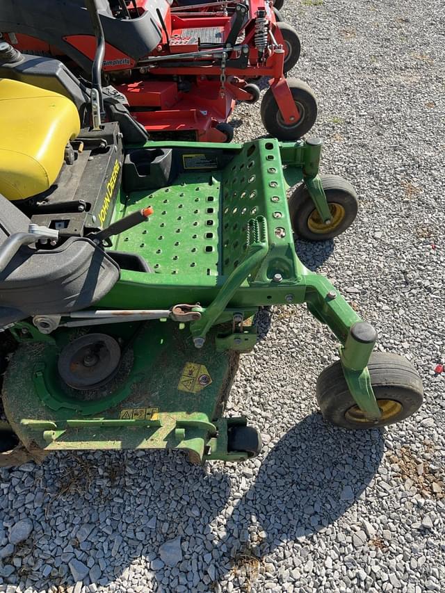 Image of John Deere Z930M equipment image 4