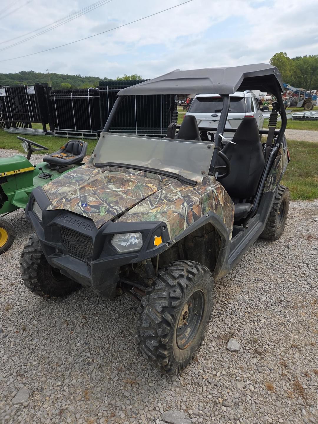 Image of Polaris Ranger 800 Primary image