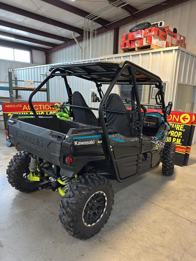 Image of Kawasaki TERYX 800 equipment image 2