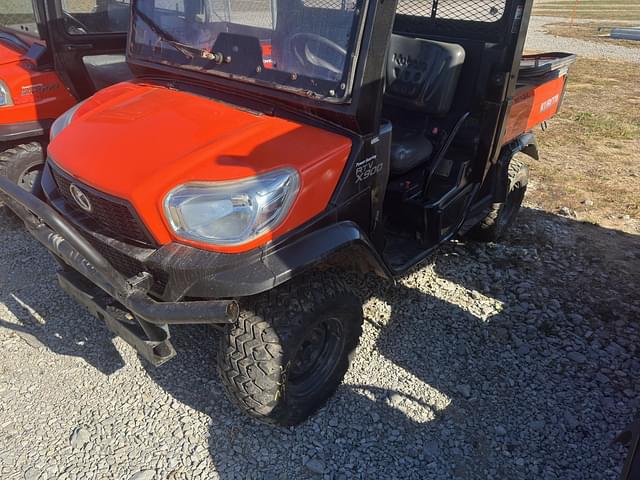 Image of Kubota RTV-X900 equipment image 3