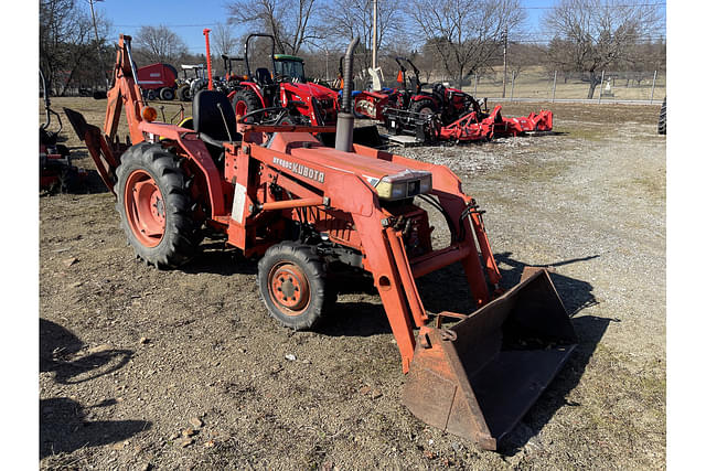 Image of Kubota L2250 equipment image 2