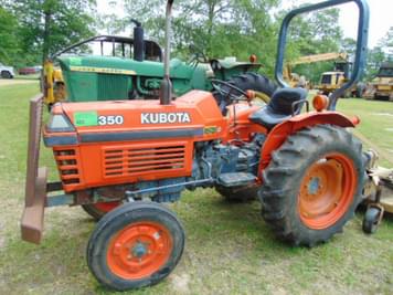 Main image Kubota L2350