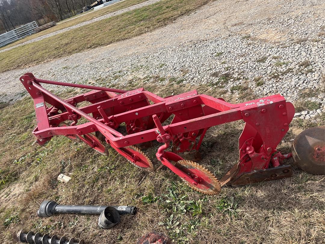 Image of Massey Ferguson 74 Primary image