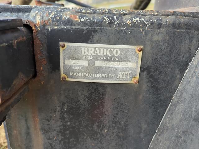 Image of Bradco 617 equipment image 1