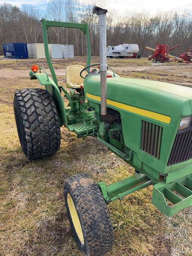 Image of John Deere 1050 equipment image 2