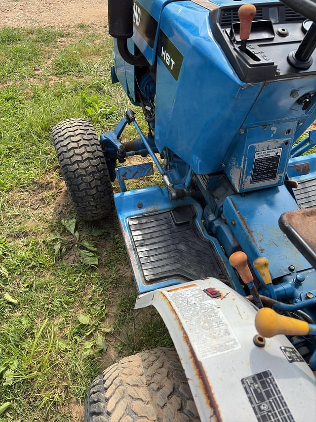 Image of New Holland 1215 equipment image 4