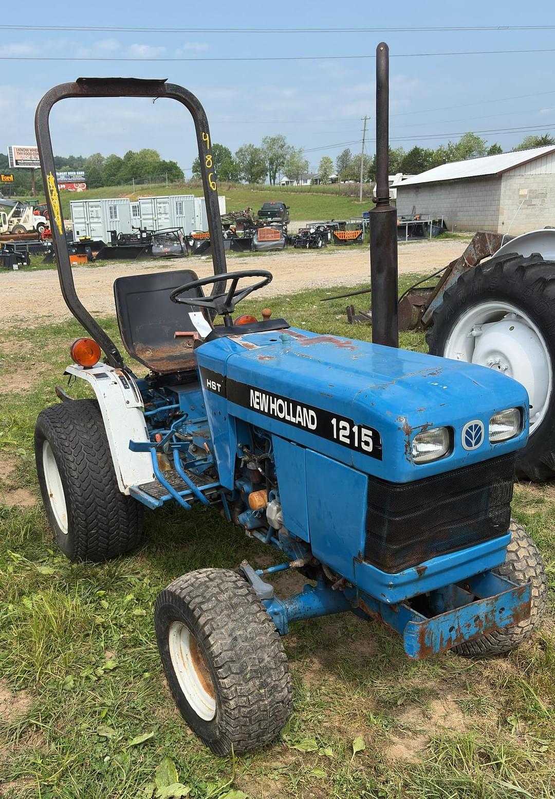 Image of New Holland 1215 Primary image