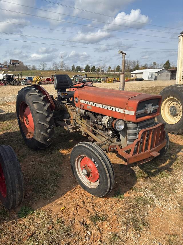 Image of Massey Ferguson 135 equipment image 2