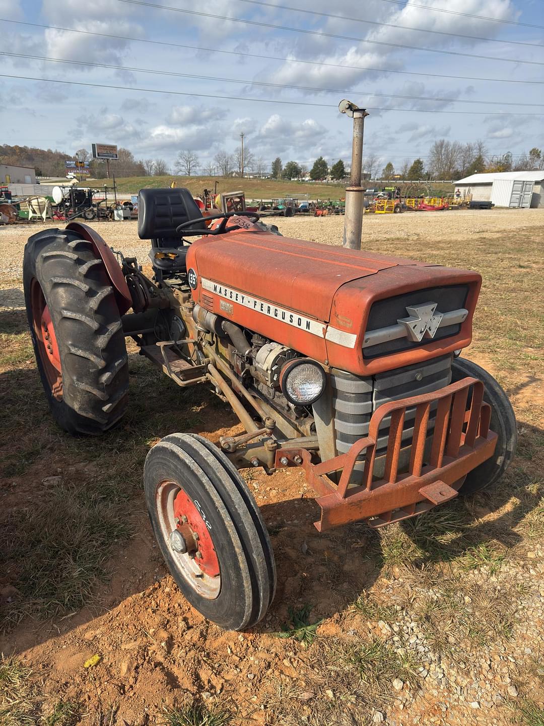 Image of Massey Ferguson 135 Primary image