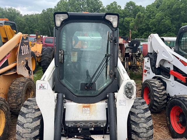 Image of Bobcat S740 equipment image 3