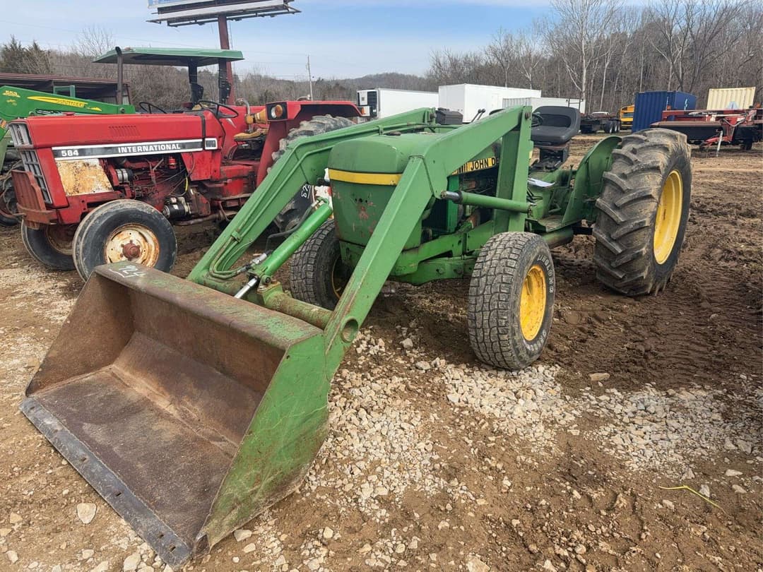 Image of John Deere 2040 Primary image