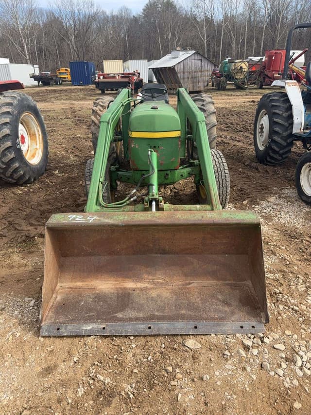 Image of John Deere 2040 equipment image 2