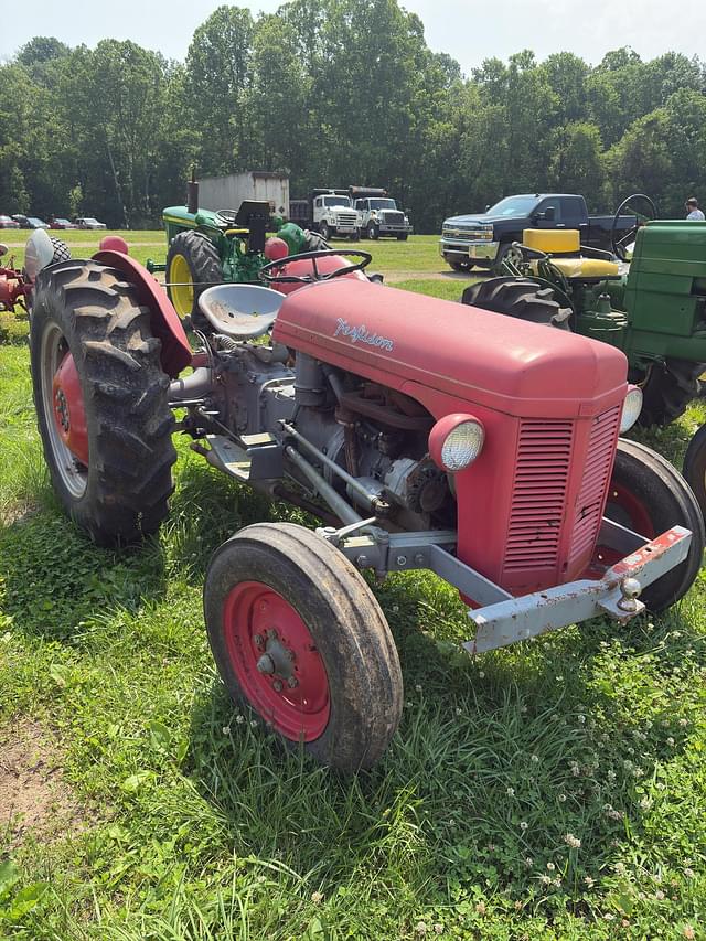 Image of Massey Ferguson 30 equipment image 2
