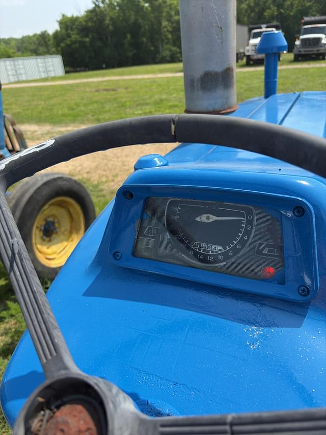Image of Ford 3000 equipment image 4