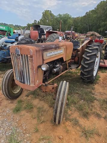 Main image International Harvester B-414