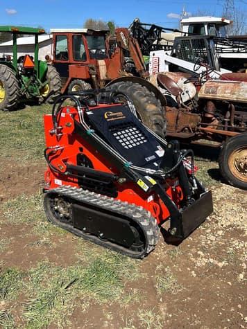 Main image Dingo 740D